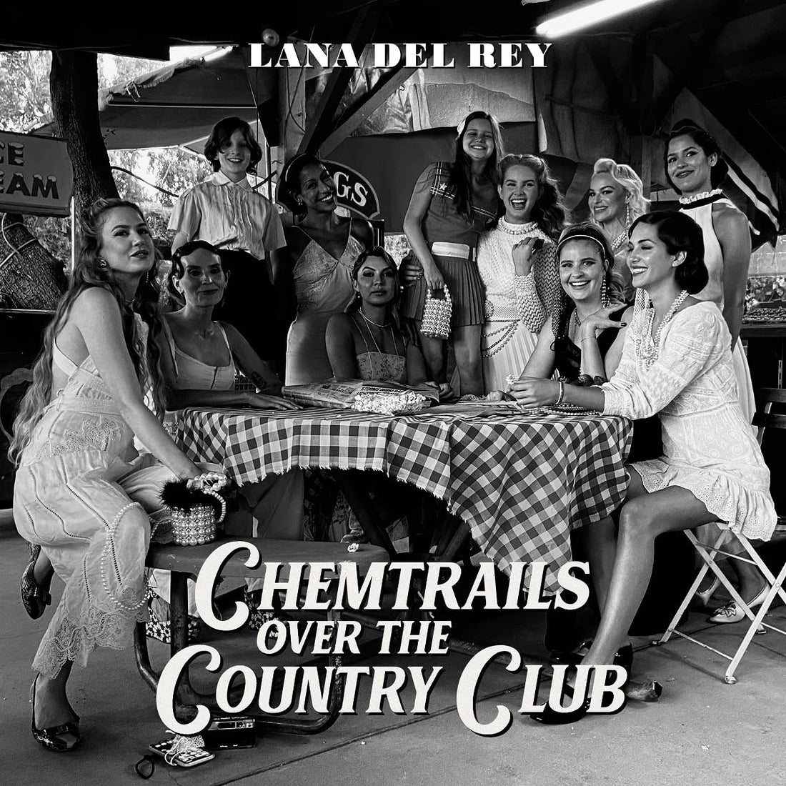 Chemtrails Over The Country Club | Lana Del Rey