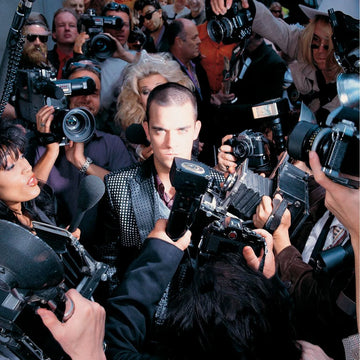 Life Thru A Lens | Robbie Williams