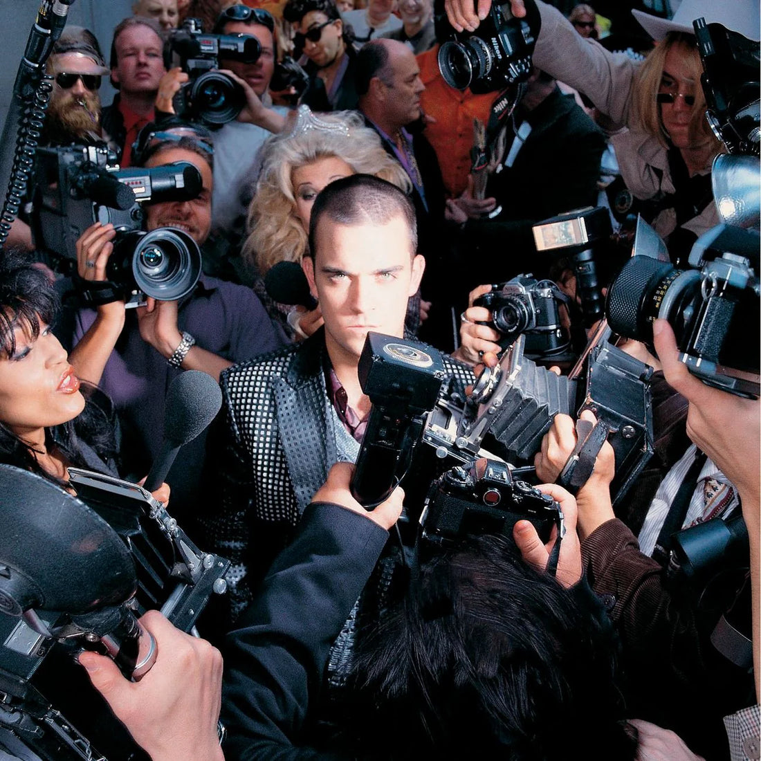 Life Thru A Lens | Robbie Williams